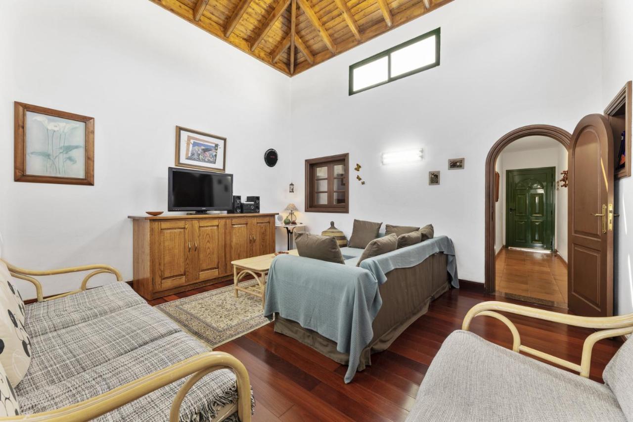 Villa Laura Guatiza ภายนอก รูปภาพ